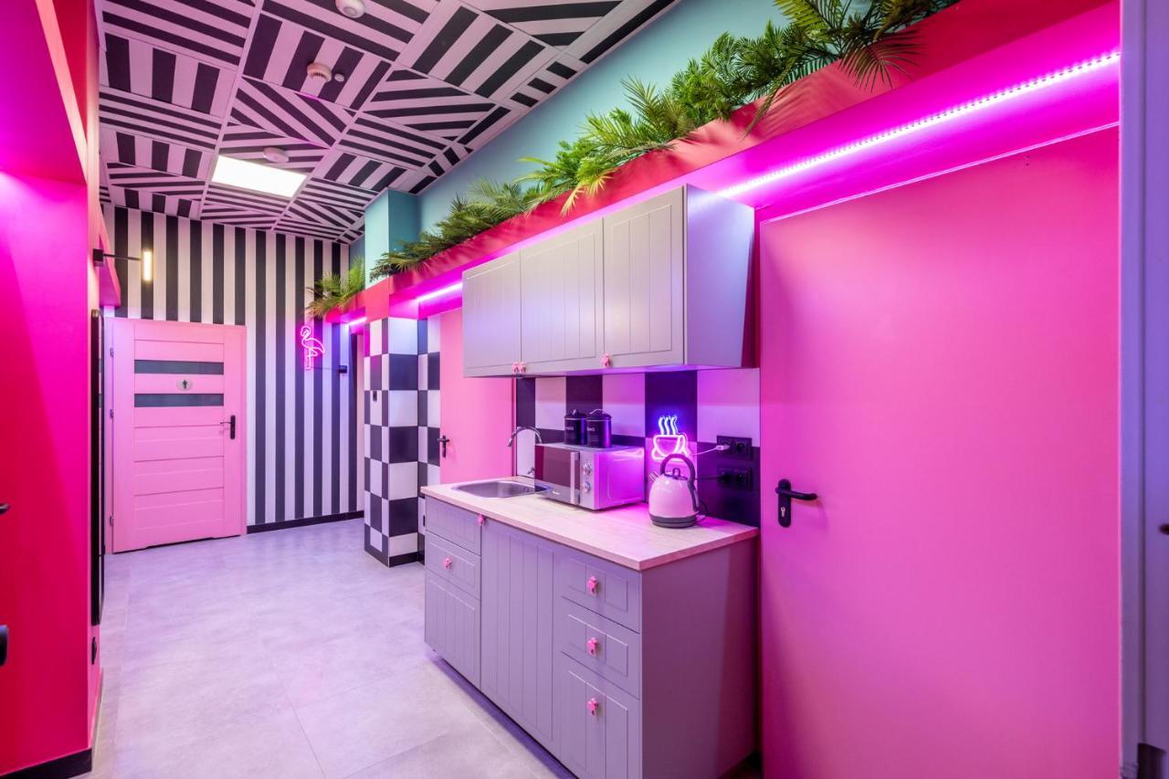 Vice City Hostel ヴロツワフ エクステリア 写真