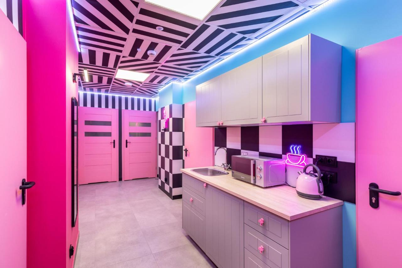 Vice City Hostel ヴロツワフ エクステリア 写真